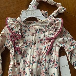 Girls 6/9 month sleepwear